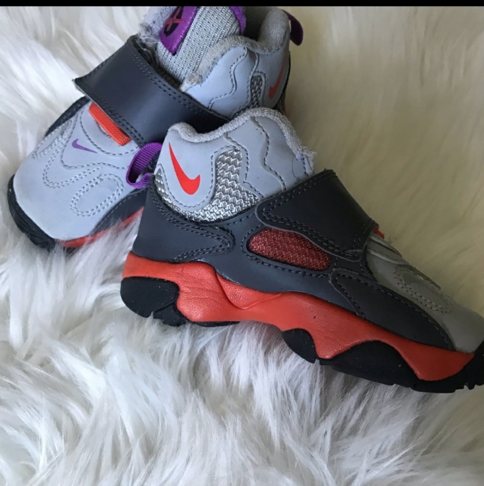 Nike Toddler shoes 7C